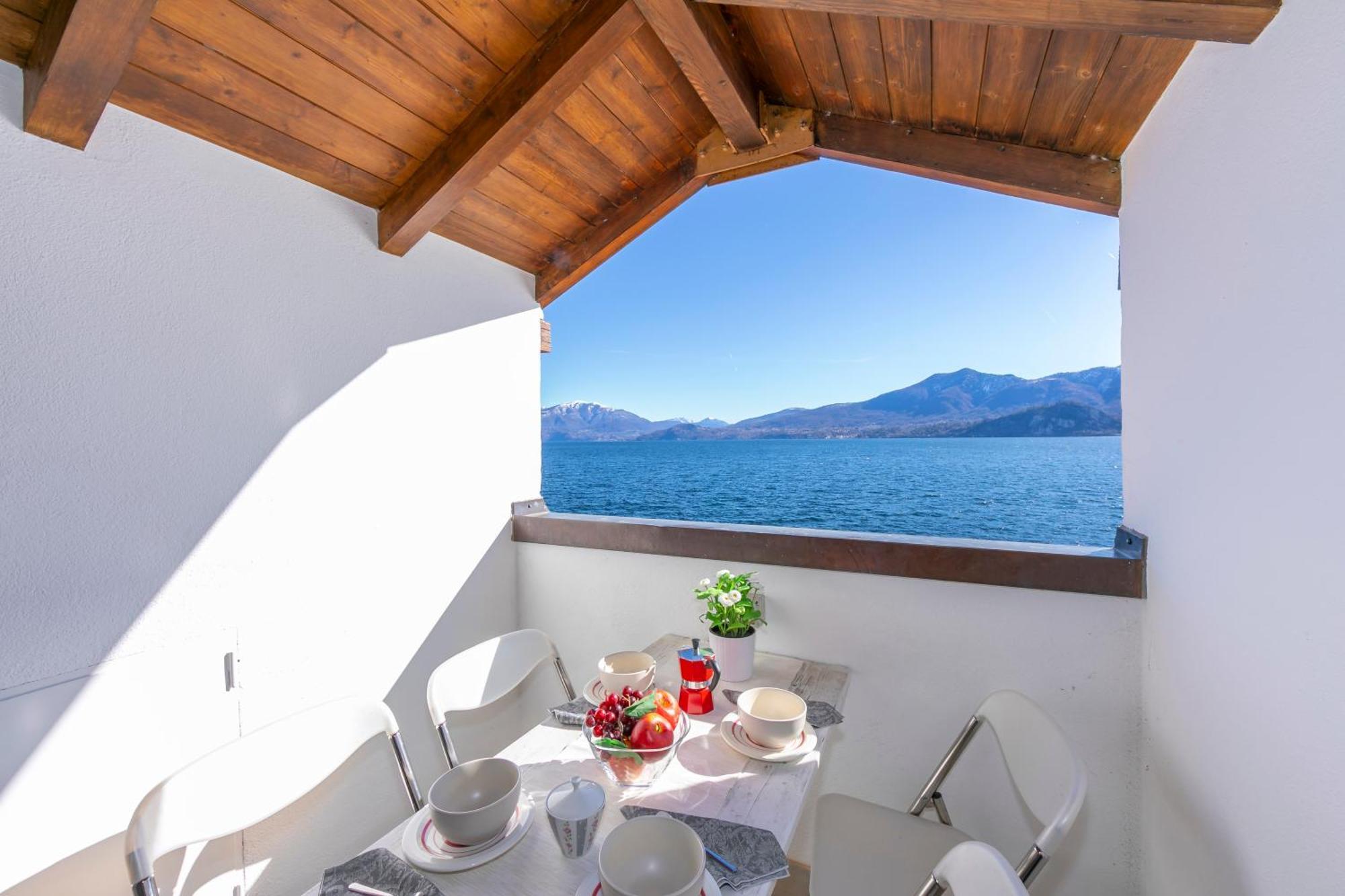 Blu Lake Apartment On Ghiffa Beach - Happy Rentals Exterior foto